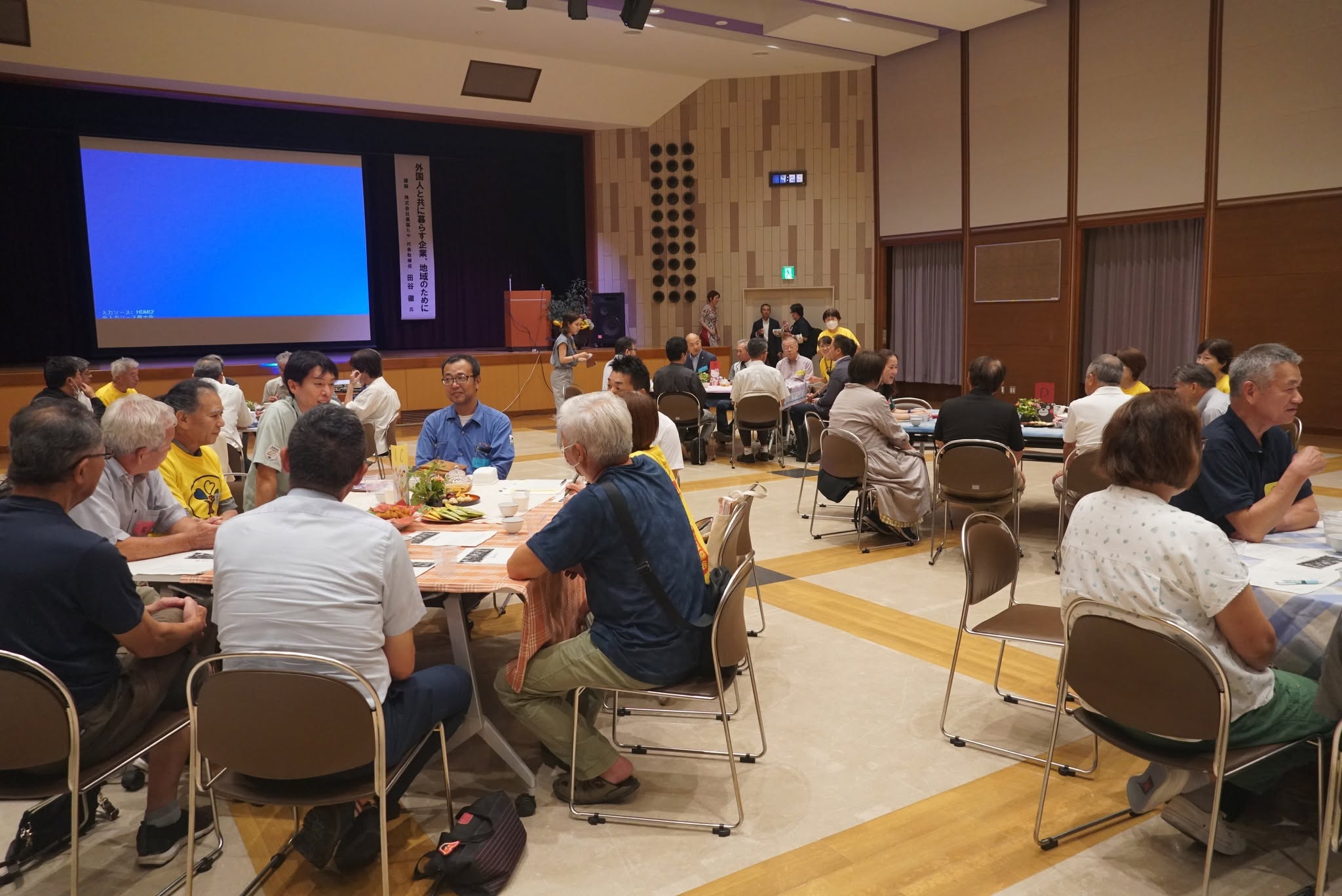 町会・企業向け講演会（外国人と共に暮らす企業、地域のために）.jpg